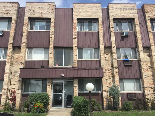 8667 1/2 W Foster Avenue #1C, Chicago, IL 60656