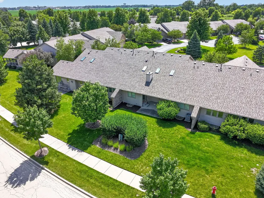 533 Brant Circle #533, Dekalb, IL 60115 - #3