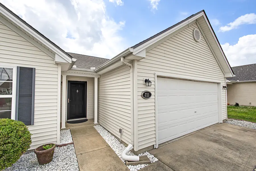 711 Lauterbur Lane, Champaign, IL 61822 - #3