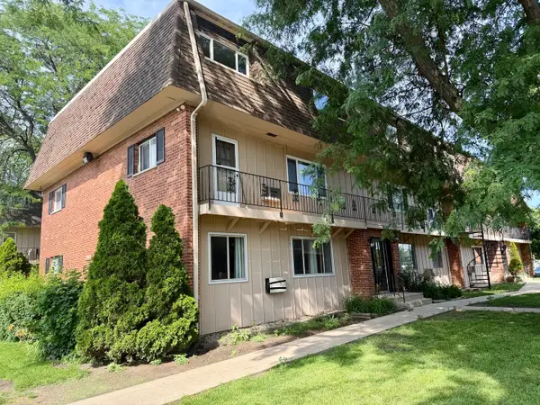 2302 Algonquin Road #9, Rolling Meadows, IL 60008