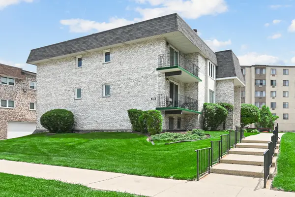 4011 W 97th Street #2N, Oak Lawn, IL 60453