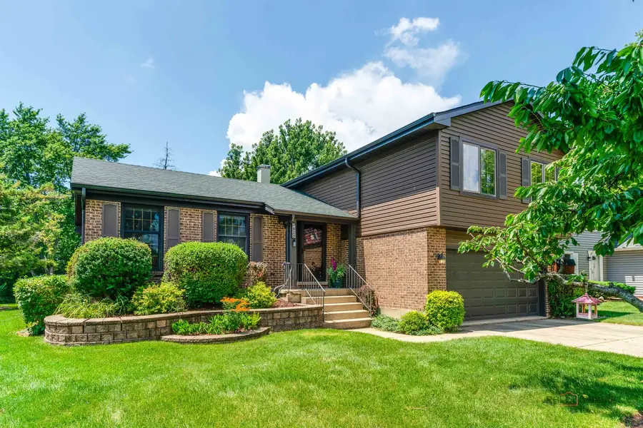 820 Long Meadow Drive, Schaumburg, IL 60193 - #2