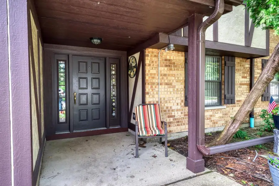 504 Elizabeth Drive #18-B-L, Wood Dale, IL 60191 - #2