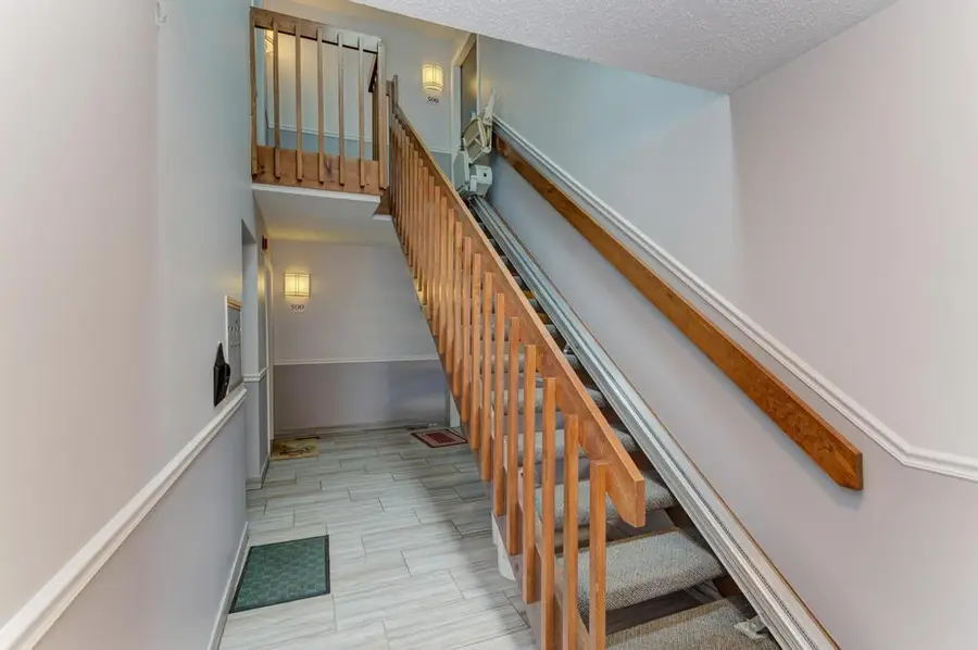 504 Elizabeth Drive #18-B-L, Wood Dale, IL 60191 - #3