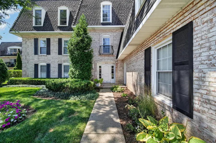 944 N Northwest Highway #307, Park Ridge, IL 60068 - #2