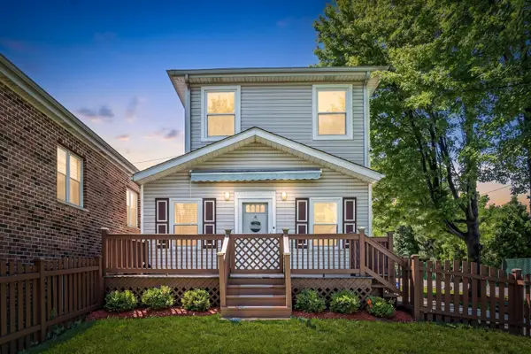 6548 N Sayre Avenue, Chicago, IL 60631