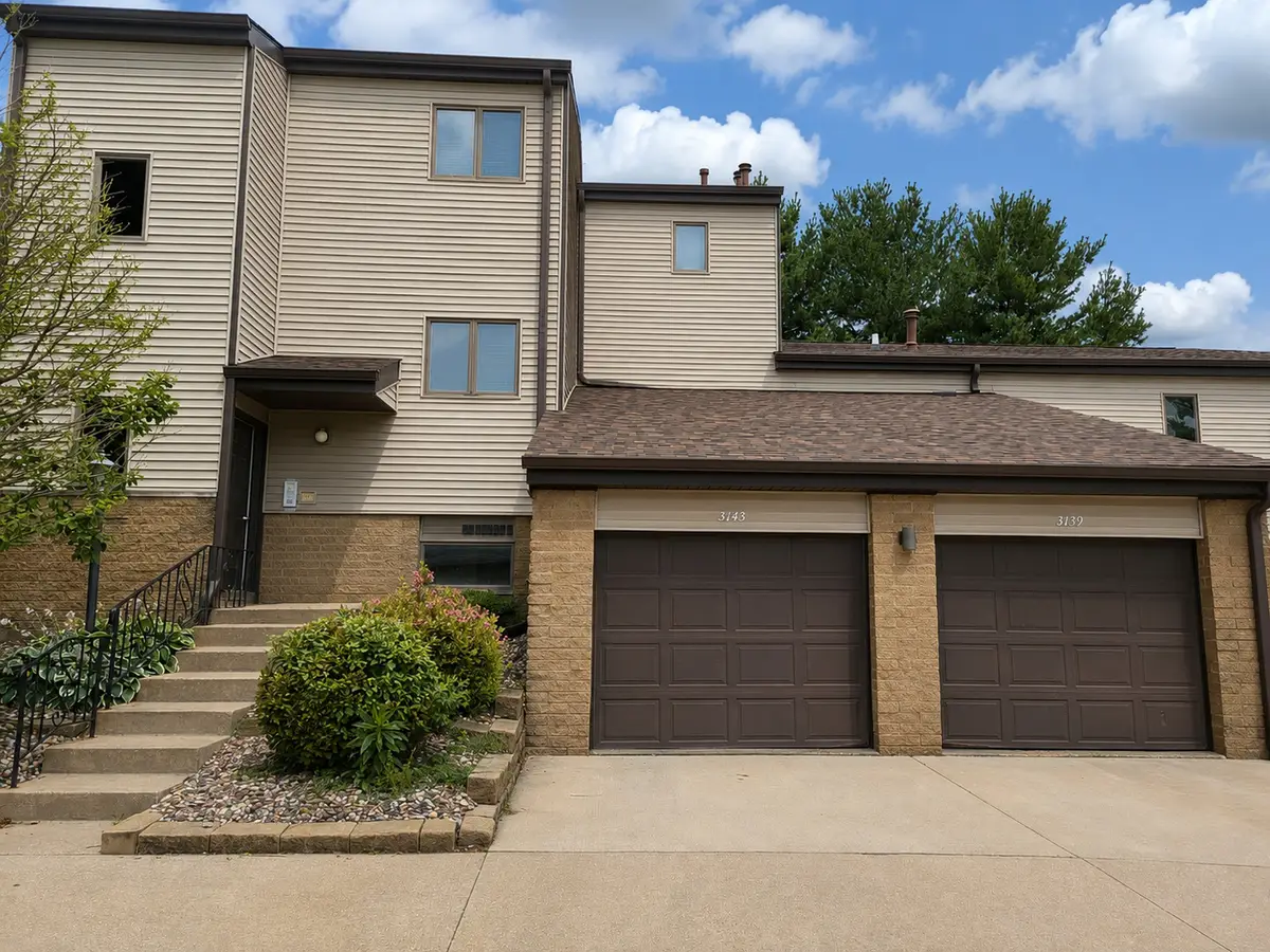 3139 4th Street, Moline, IL 61265 - #1