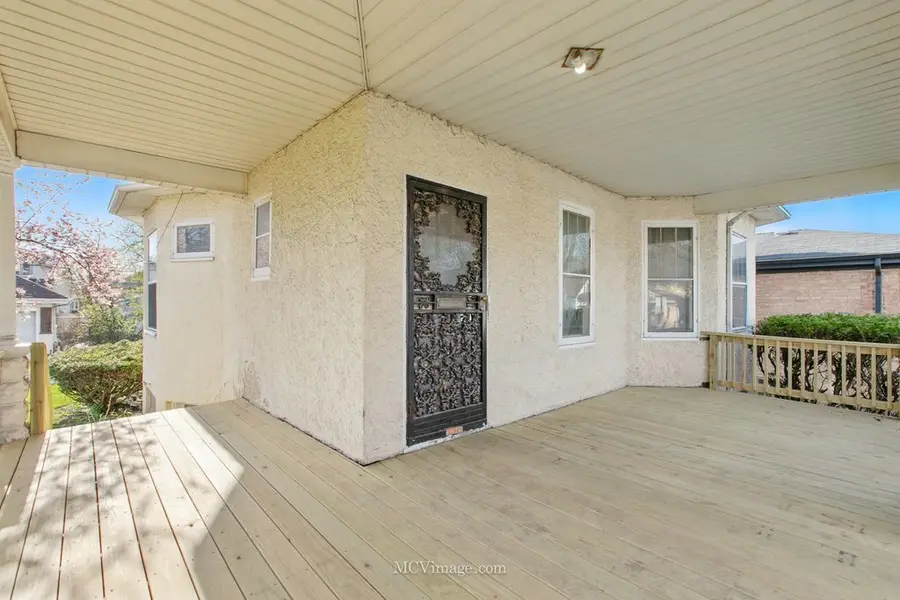 10130 S Lowe Avenue, Chicago, IL 60628 - #3