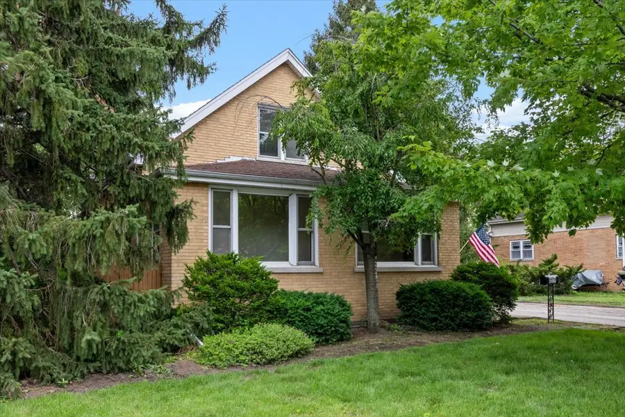 6317 Kirschoff Street, Rosemont, IL 60018 - #2