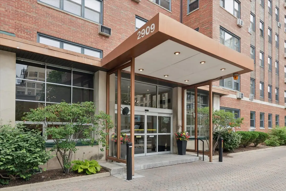 2909 N Sheridan Road #1310, Chicago, IL 60657 - #1