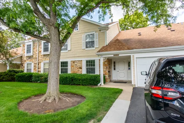 284 Appletree Court #284, Buffalo Grove, IL 60089