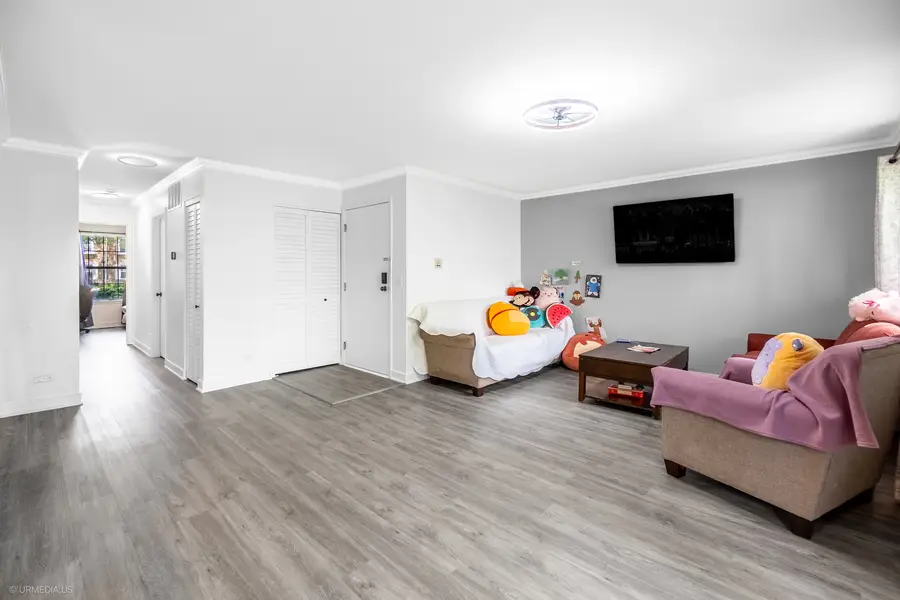 Address Withheld By Seller, Buffalo Grove, IL 60089 - #3