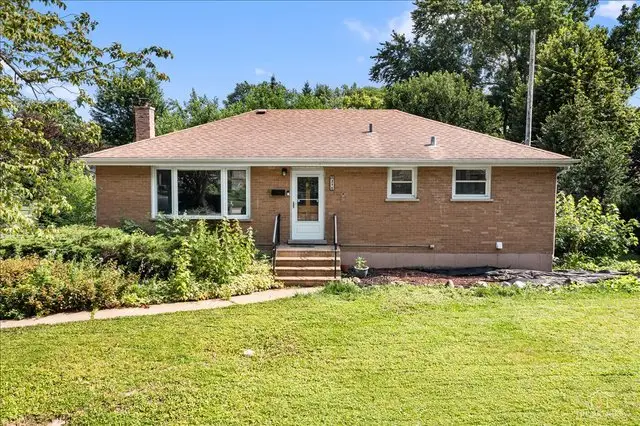 215 E Bryn Mawr Avenue, Roselle, IL 60172 - #2