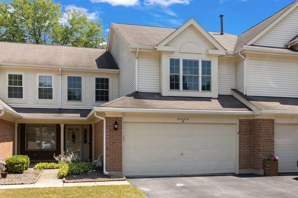 30W016 Redwood Court, Warrenville, IL 60555 - #1