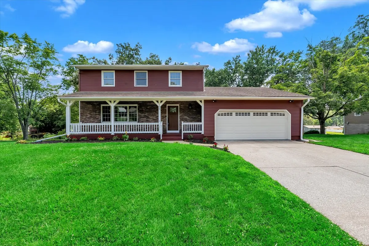 135 Sherwood Drive, Geneseo, IL 61254 - #1