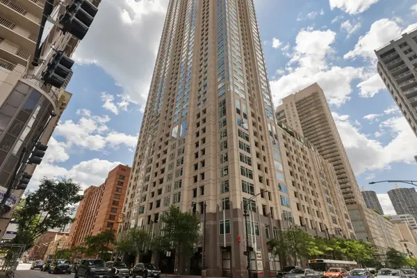 33 W Ontario Street #30H, Chicago, IL 60654