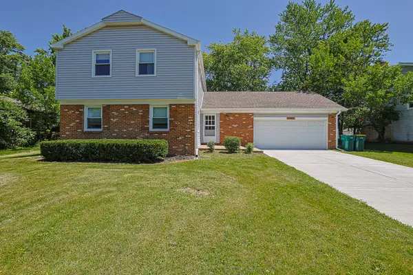 961 Twisted Oak Lane, Buffalo Grove, IL 60089