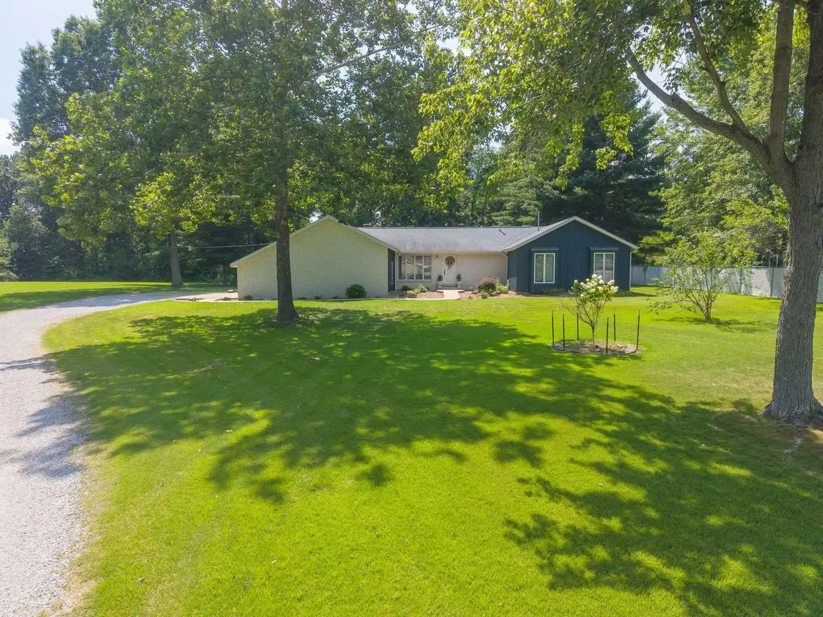 2405 S Washington Street, Salem, IL 62881 - #1