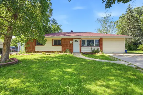 440 Flagstaff Lane, Hoffman Estates, IL 60169