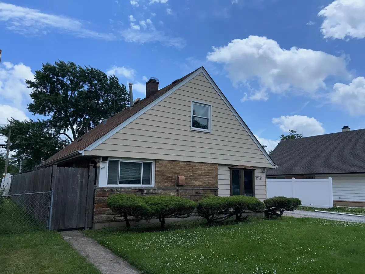 17111 Oakwood Avenue, Lansing, IL 60438 - #1