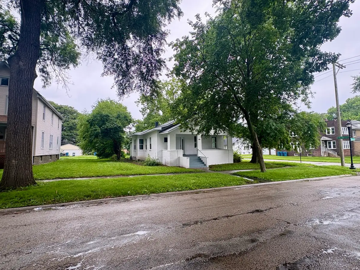 396 S Rosewood Avenue, Kankakee, IL 60901 - #1