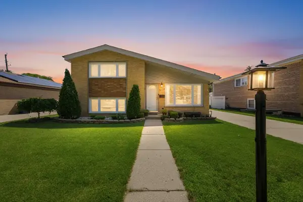 9937 Mulberry Avenue, Oak Lawn, IL 60453