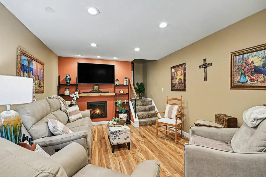 2225 Daffodil Drive #308c, Crest Hill, IL 60403 - #3