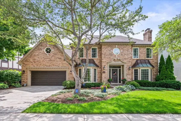 1160 Midwest Lane, Wheaton, IL 60189