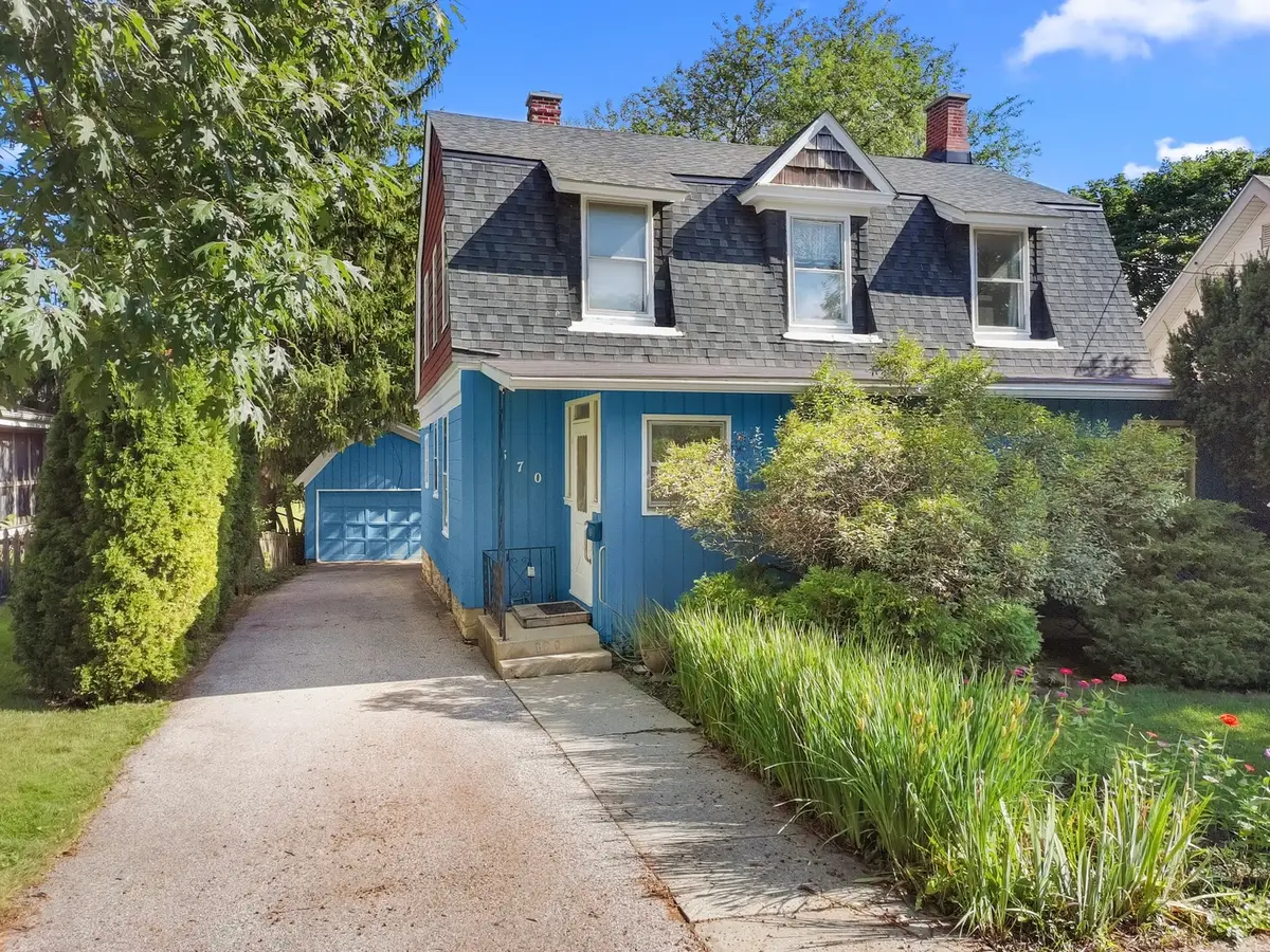 370 Lincoln Avenue, Woodstock, IL 60098 - #1