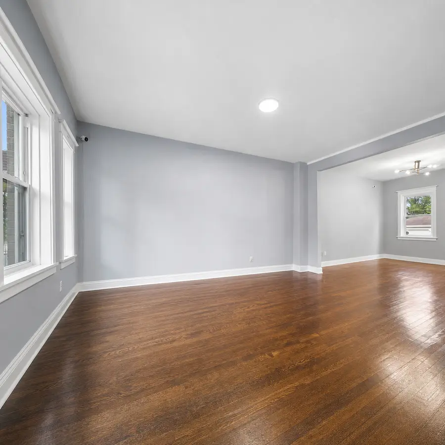 7005 S Eberhart Avenue, Chicago, IL 60637 - #2