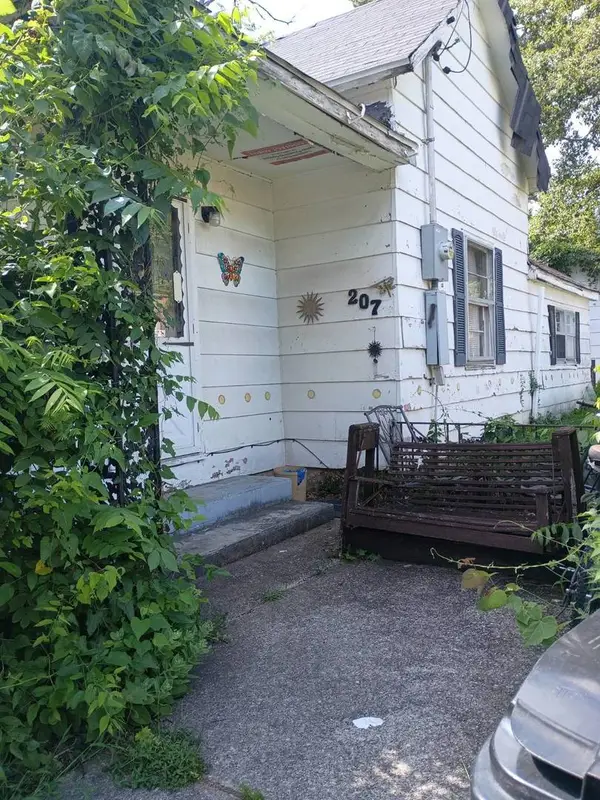 207 E Walnut Street, Carrier Mills, IL 62917