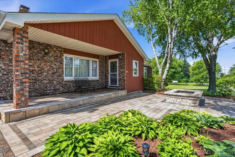 17N228 Oak Grove Drive, Hampshire, IL 60140 - #2