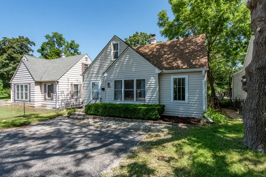 302 E Washington Street, Round Lake Park, IL 60073 - #2