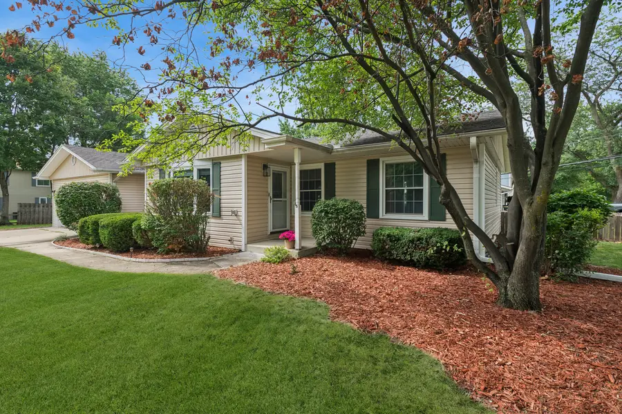 30W044 Bruce Lane, Naperville, IL 60563 - #2