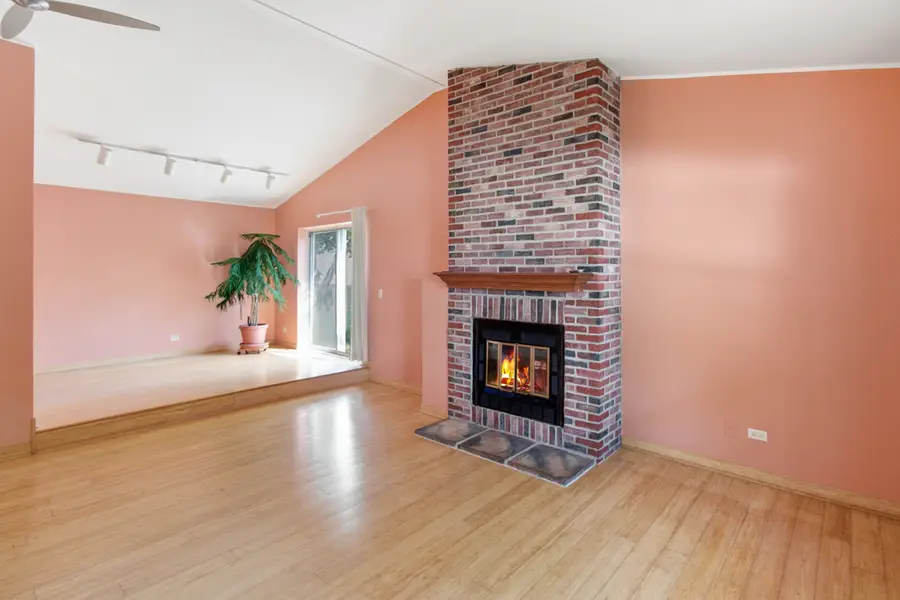 645 Stout Court, Gurnee, IL 60031 - #3