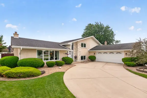 15549 Larkspur Lane, Orland Park, IL 60462