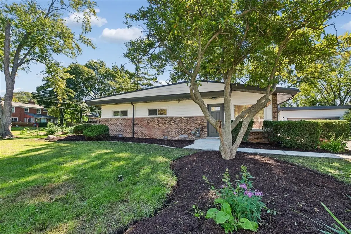 Address Withheld By Seller, La Grange Highlands, IL 60525 - #1