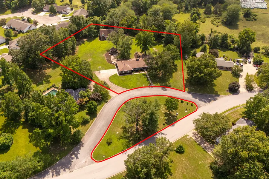 604 N Beadle Drive, Carbondale, IL 62901 - #2