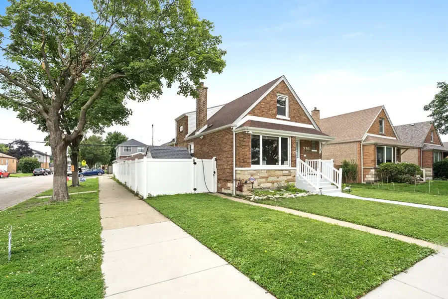 5701 S Mobile Avenue, Chicago, IL 60638 - #2