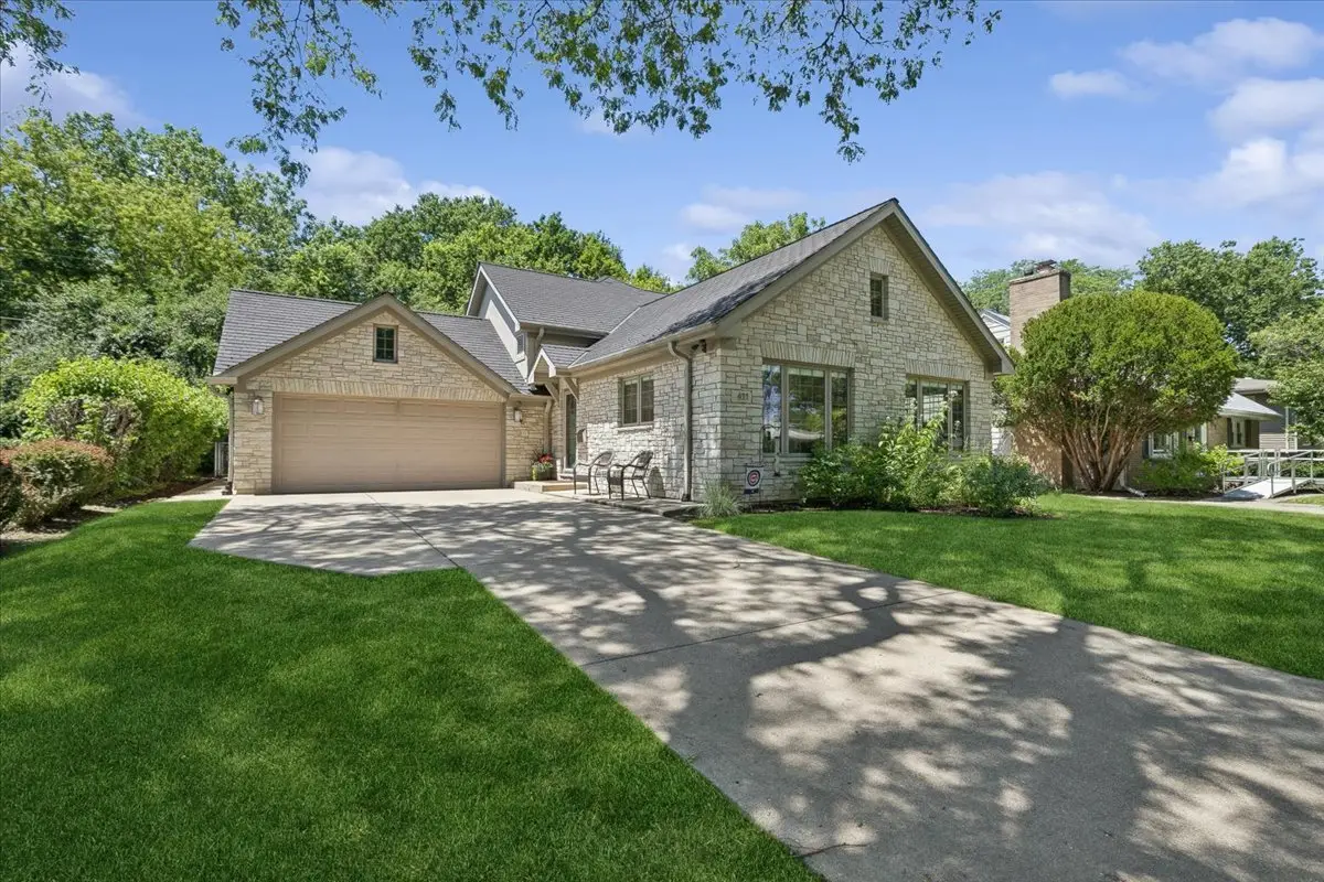 411 Drake Street, Libertyville, IL 60048 - #1