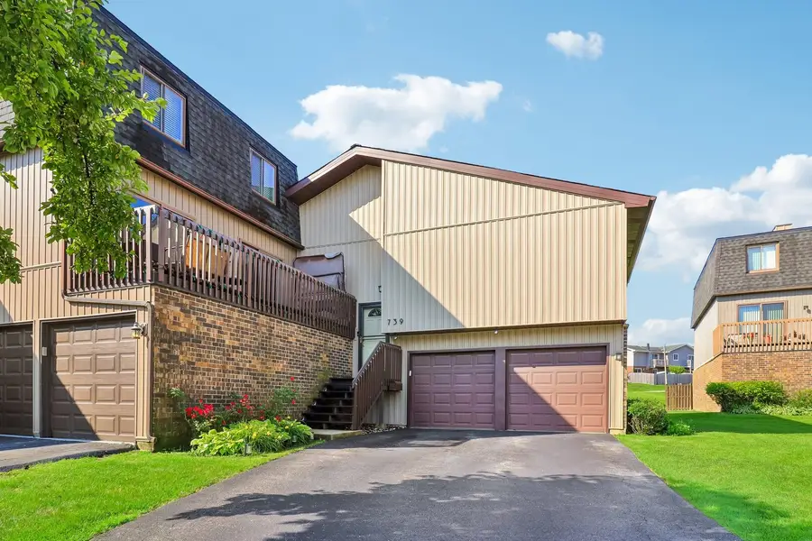 739 High Ridge Road, Roselle, IL 60172 - #3