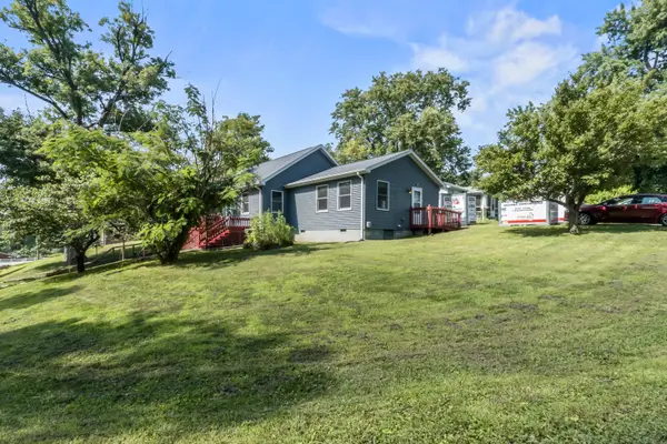 575 Sheridan Drive, Decatur, IL 62521