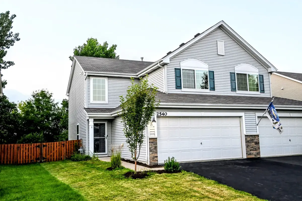 2540 Carlisle Lane, Hampshire, IL 60140 - #1