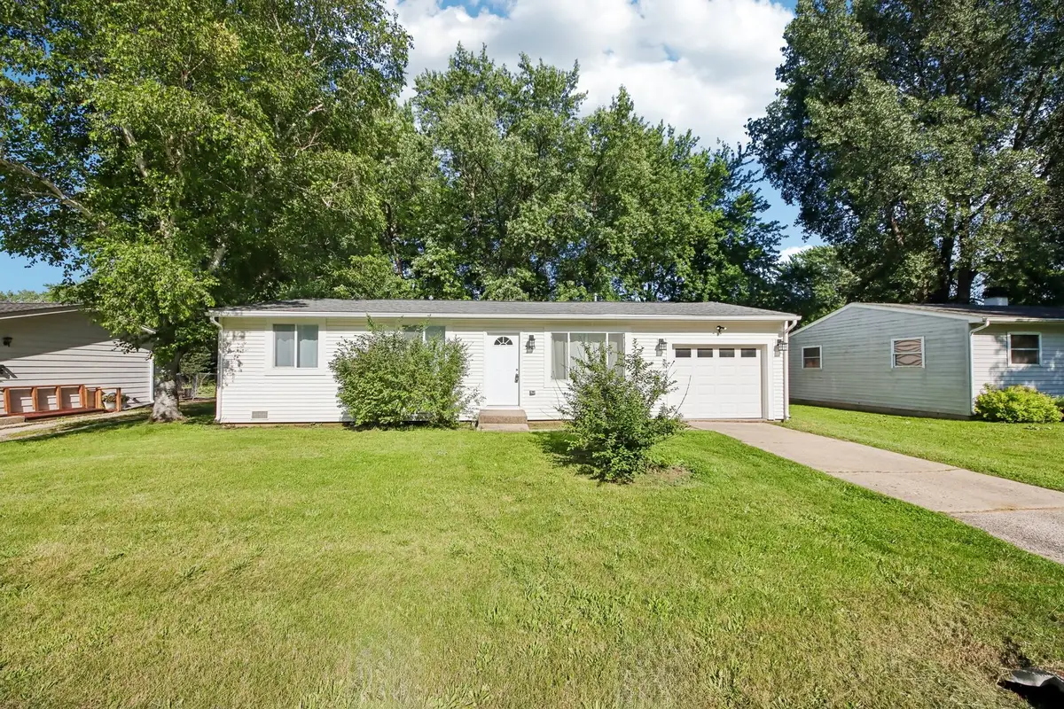 2804 Old Oak Drive, McHenry, IL 60050 - #1