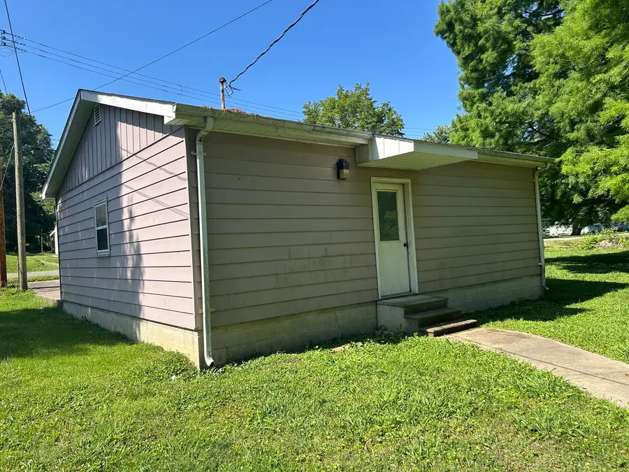515 E Cedar Avenue, Du Quoin No 11, IL 62832 - #3