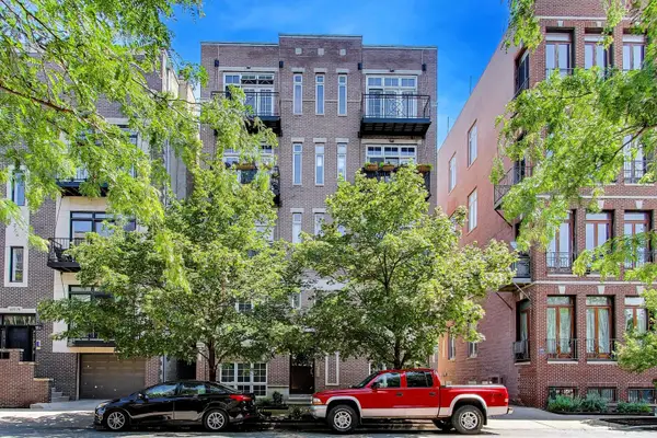 1875 N Winnebago Avenue #4W, Chicago, IL 60647