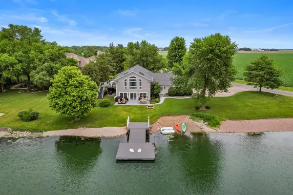 102 Lake View Drive, Fairbury, IL 61739