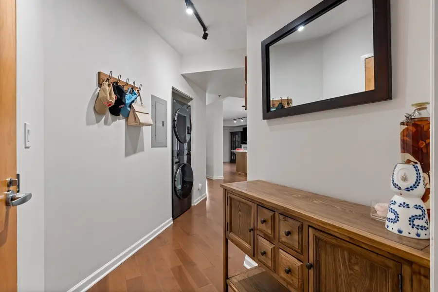 1212 N Wells Street #404, Chicago, IL 60610 - #2