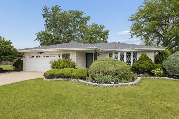 8226 Bob O Link Road, Orland Park, IL 60462