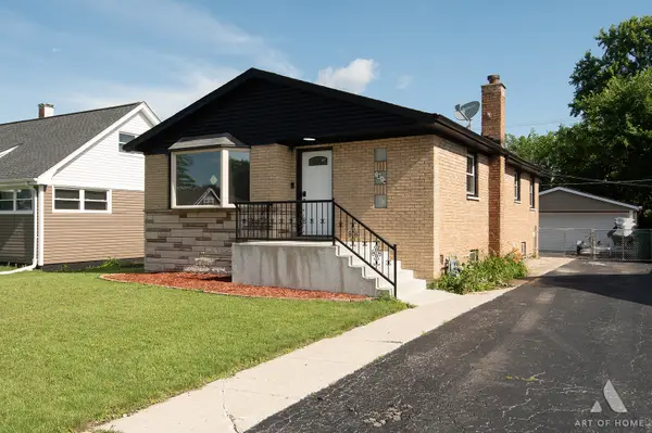 5854 W 81st Place, Burbank, IL 60459